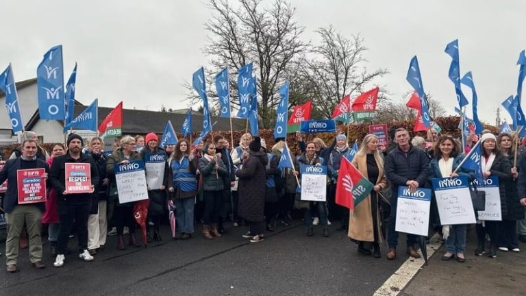 Read more about the article Caredoc workers threaten strike action over pay dispute