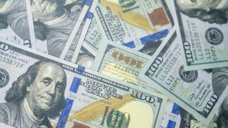 euro-zone-banks-should-prepare-for-risk-of-dollar-squeeze