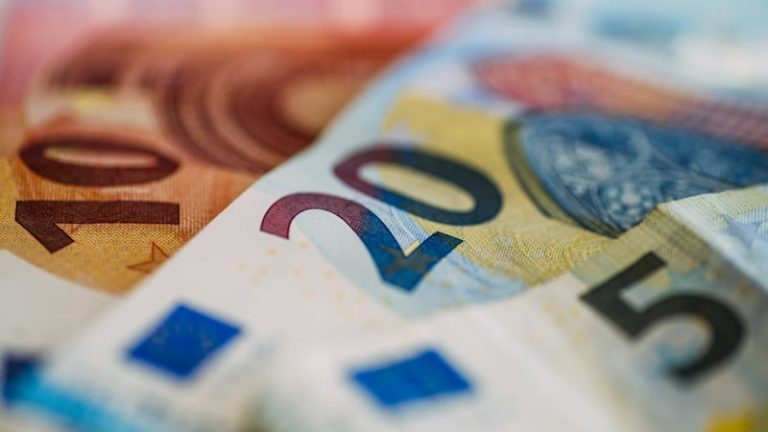 Read more about the article Ireland in ‘good shape’ to withstand potential US crash