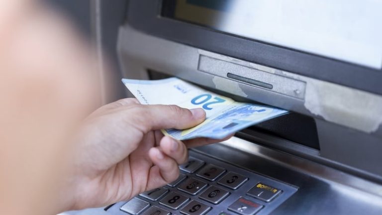 Read more about the article Could cash become king again with new law?