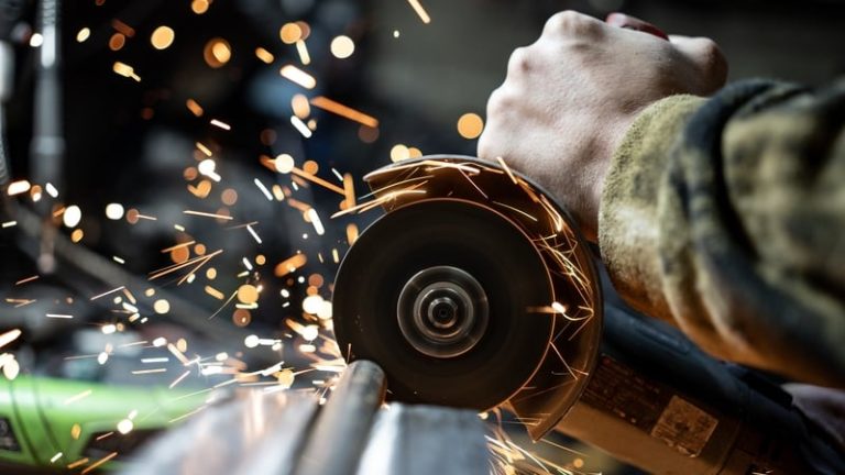 Read more about the article Manufacturing weakens in Europe and Asia