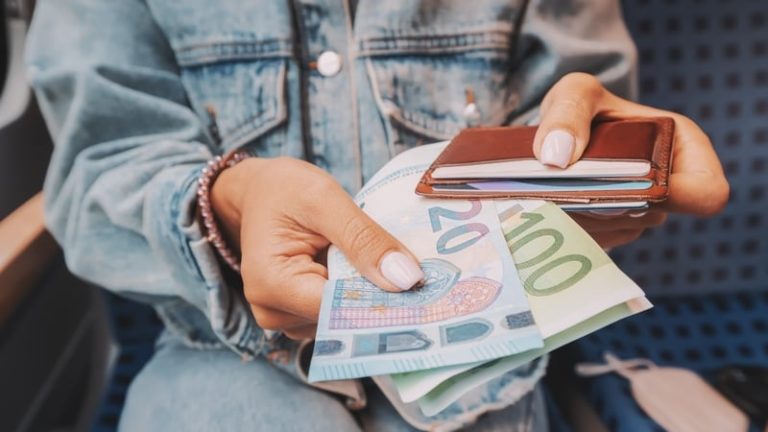 Read more about the article Consumer prices rise 3.2% in 12 months to November