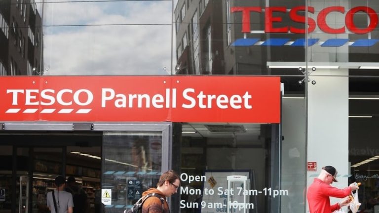 Read more about the article Tesco Ireland staff to get pay rise of 3% from January