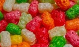 What are freeze-dried sweets and why are they popular?