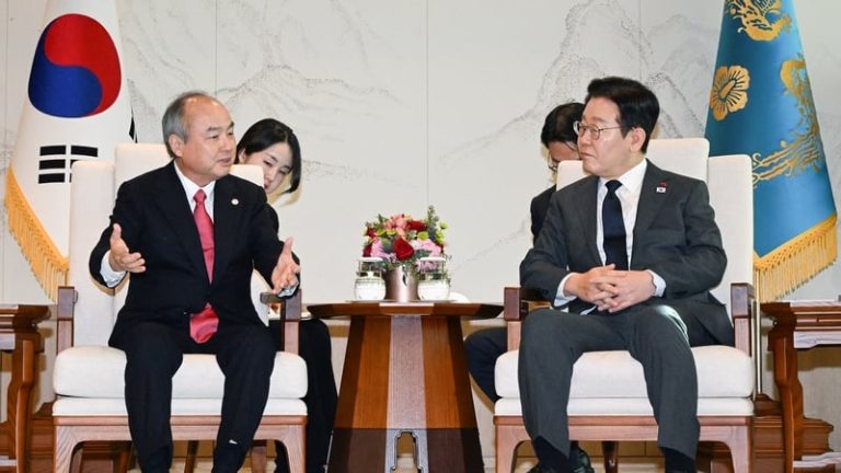 Read more about the article Softbank’s Son says super AI could win Nobel Prize