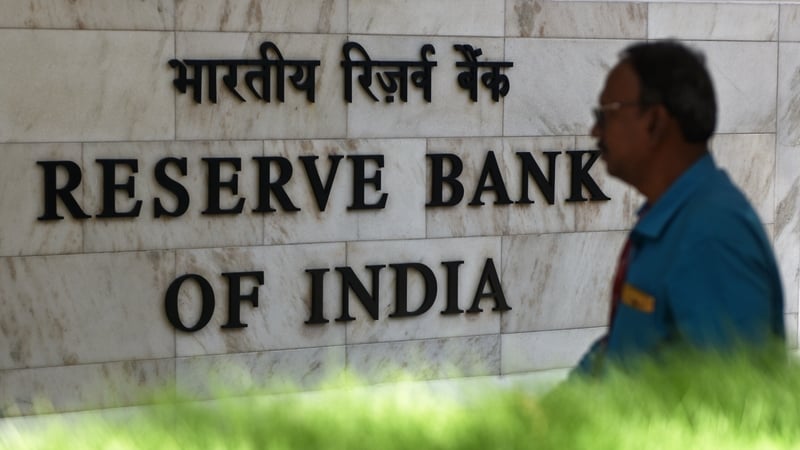 india’s-central-bank-cuts-key-rate,-boosts-liquidity