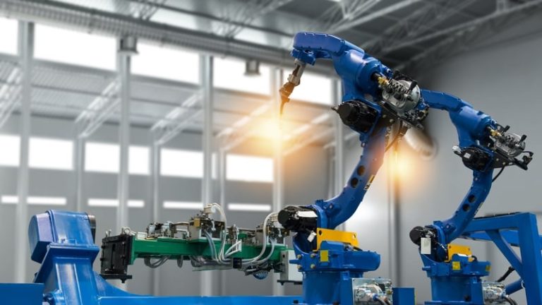 Read more about the article Manufacturing production falls between August and October