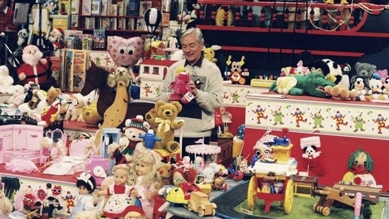 how-to-reinvent-christmas-jumpers-as-icons-for-irish-craft