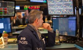 Dow Jumps to New Highs as Fed Cut, Oracle Miss Fuel Shift from Tech to Value Stocks