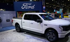 Ford retreats from EVs, takes $19.5 billion charge
