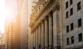 Stocks Mixed with Energy Producers Higher and Homebuilders Lower