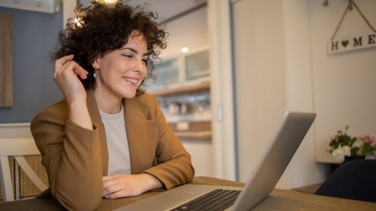 Read more about the article Want a new job? Here’s how to upskill or reskill for free in 2026