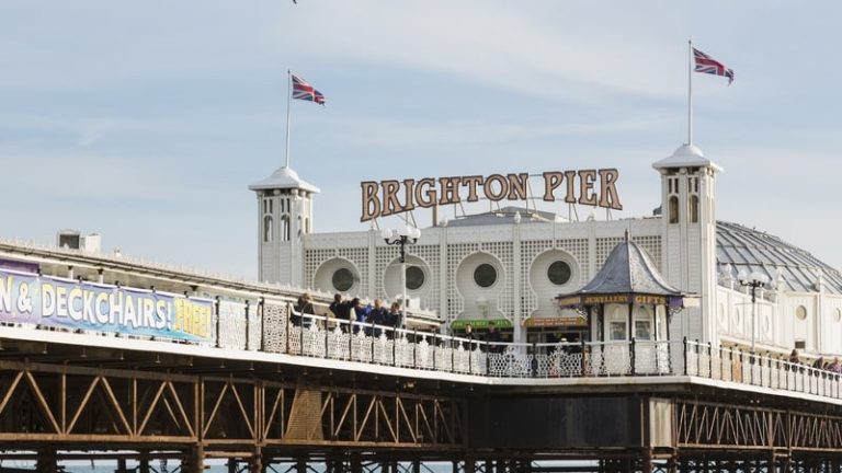 Read more about the article Brighton’s historic Palace Pier up for sale