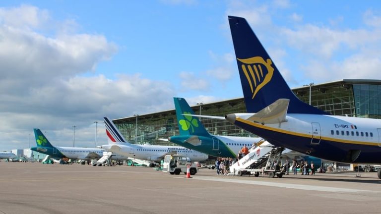 Read more about the article Cork Airport records busiest year ever in 2025