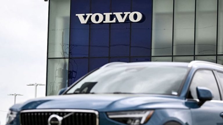 Read more about the article Volvo Cars sales rise 2% in December