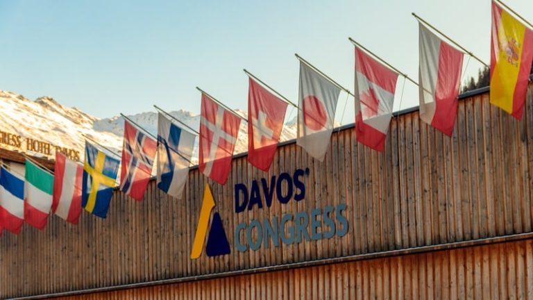 Read more about the article WEF survey shows doing business got tougher in 2025