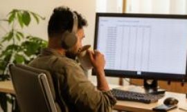 Excel: Workers cling to the software despite shift to AI