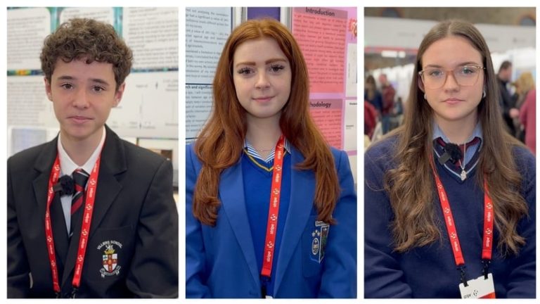 Read more about the article Teens share their views on possible social media ban