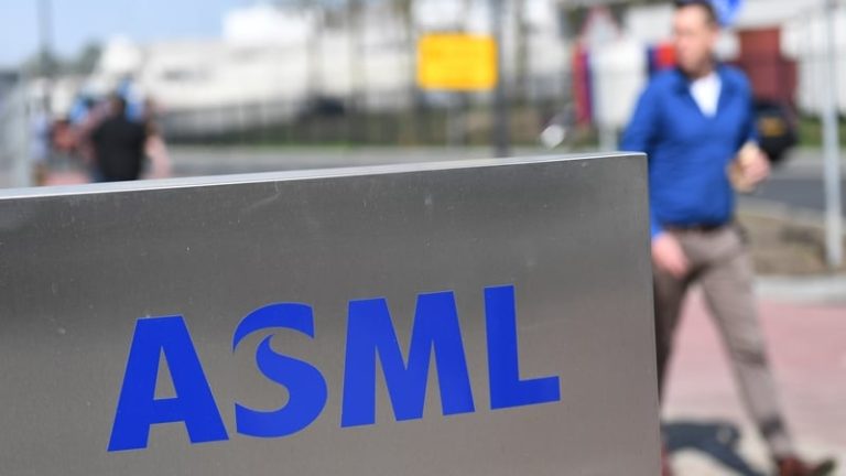 Read more about the article ASML tops $500 billion market cap as TSMC to spend more