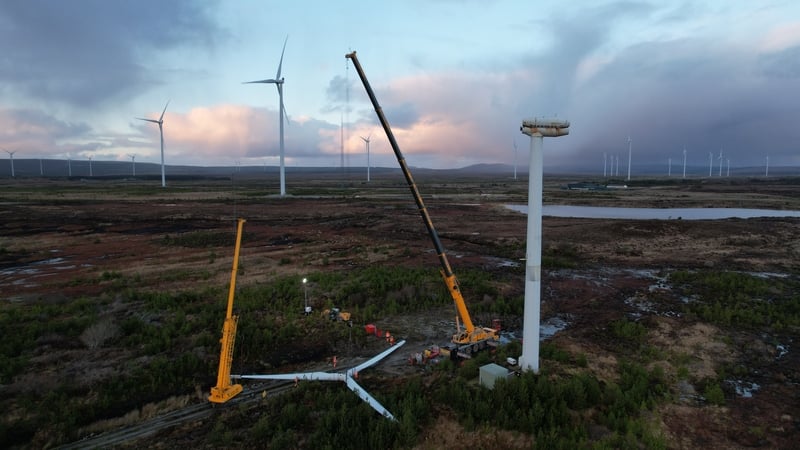 last-turbine-on-first-commercial-wind-farm-dismantled