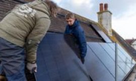 UK households to get £15bn for solar and green tech to lower energy bills