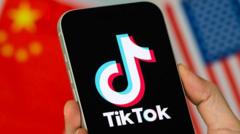 tiktok-closes-deal-to-split-us-app-from-global-business