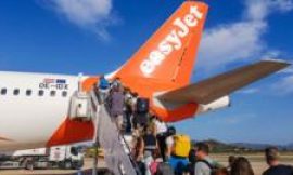 EasyJet ad banned for claiming bags available for £5.99