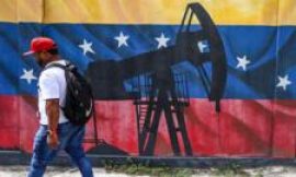 Venezuelan MPs approve bill to open up oil sector to private firms