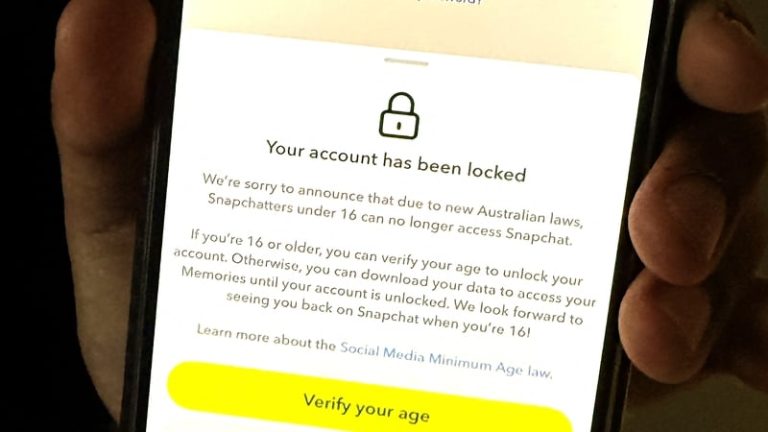 Read more about the article Snapchat blocks 415k underage accounts amid Australia ban