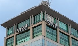 Amundi beats forecasts as clients want safety from dollar