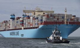 Maersk flags softer 2026 earnings as Suez hits rates