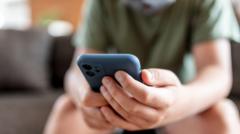 Read more about the article TikTok told by EU to change ‘addictive design’ or face fines