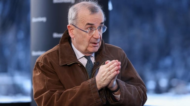 Read more about the article French central bank head Villeroy to stand down early
