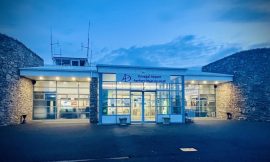 Minister to meet cancer group over Donegal flights