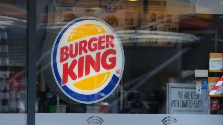Read more about the article Burger King-owner Restaurant Brands beats Q4 estimates