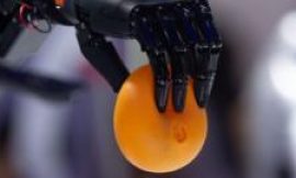 Get a grip: Robotics firms struggle to develop hands