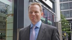 lloyds-boss-accepts-concern-over-use-of-staff-data-in-pay-talks