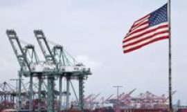 Trump’s new global tariff comes into effect at 10%