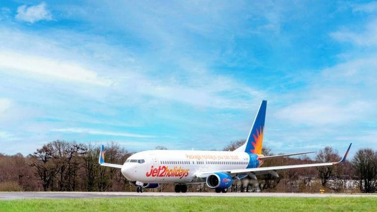 Read more about the article Jet2 says annual profit to match estimates