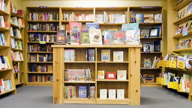 Read more about the article Retail sales jump 3% year-on-year in January