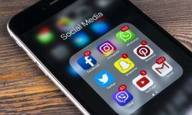 Turning off ‘toxic social media algorithms’ debated