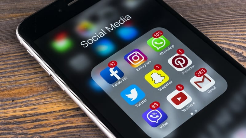 turning-off-‘toxic-social-media-algorithms’-debated