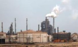 Oil price at two-year high after Qatar minister warns all Gulf production could stop