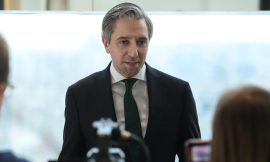 Tánaiste Simon Harris to meet French finance minister