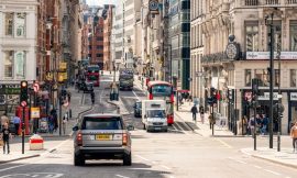 London mayor considering charges for SUVs in city