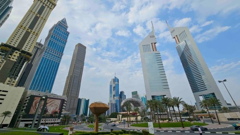 Read more about the article Bloomberg tells Dubai, Gulf staff they can leave region