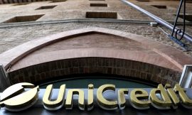 UniCredit makes Commerzbank offer in bid to secure talks