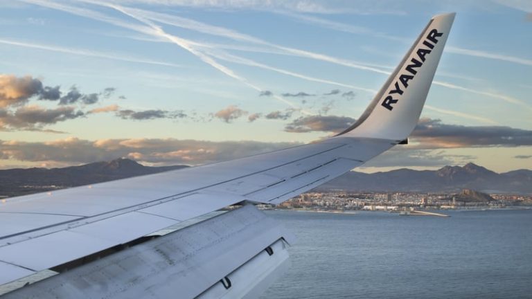 Read more about the article Ryanair denies illegal subsidy deal with Azores govt