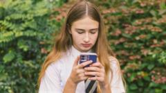 Read more about the article UK teenagers to trial social media bans and digital curfews