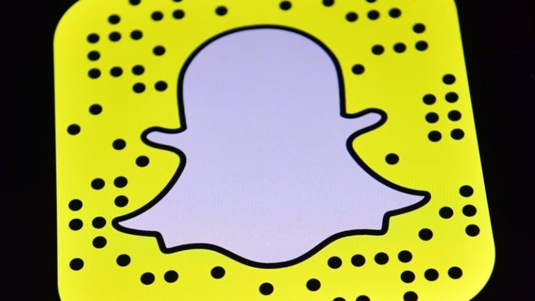 Read more about the article EU probes Snapchat over suspected child protection flaws